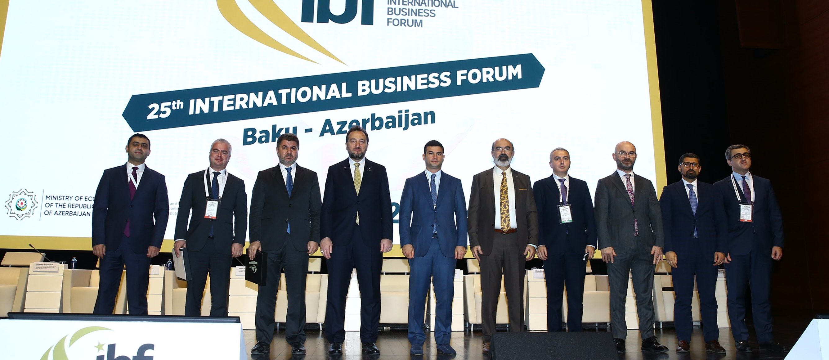 MÜSİAD, 500'DEN FAZLA İŞ İNSANI İLE AZERBAYCAN'A ÇIKARMA YAPTI