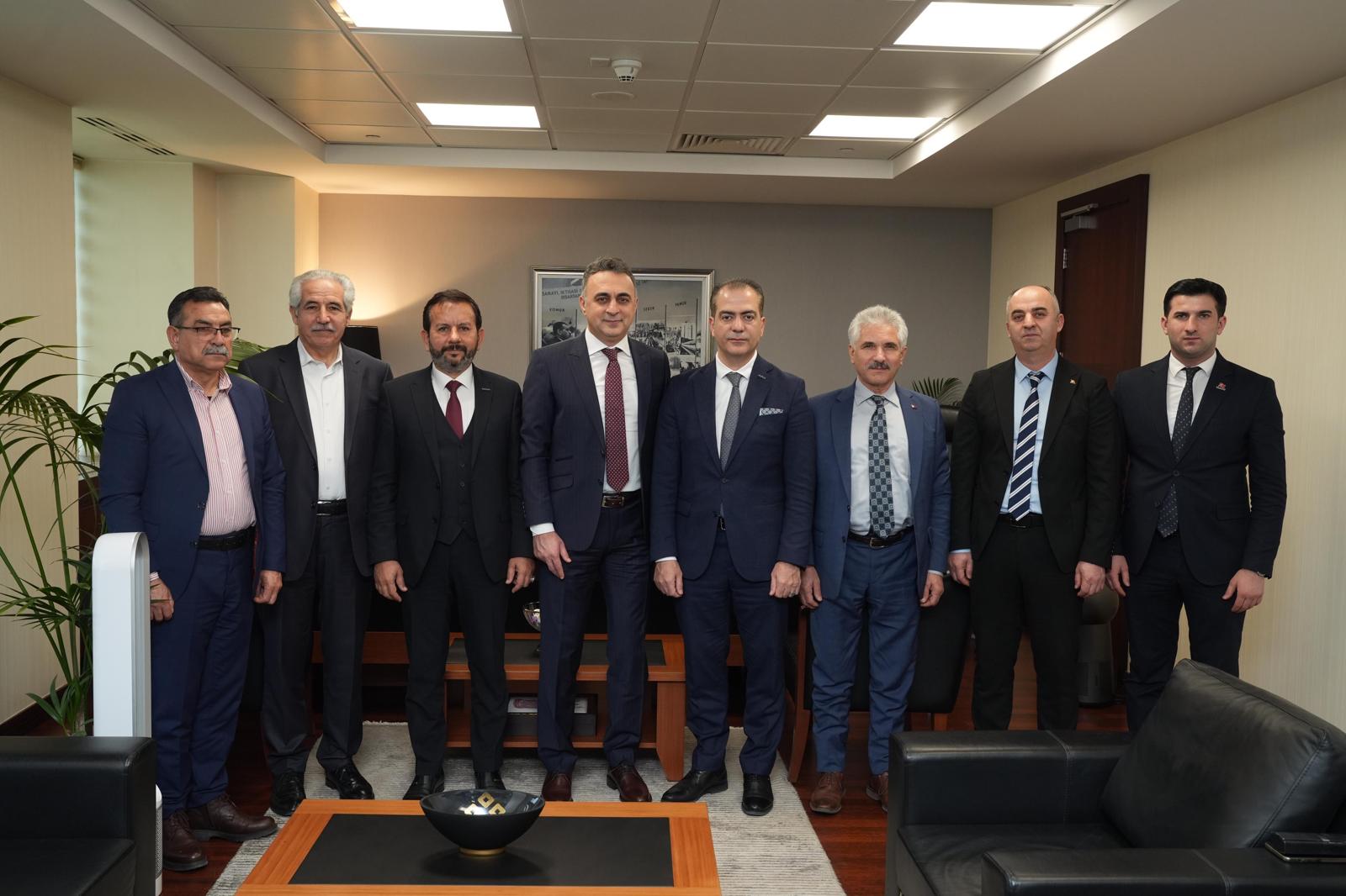 MÜSİAD SAVUNMA SANAYİ SEKTÖR KURULU, KGF GENEL MÜDÜRÜ ERDAL ERDEM İLE SAVUNMA SANAYİ FİNANSI KONUSUNDA TOPLANTI GERÇEKLEŞTİRDİ